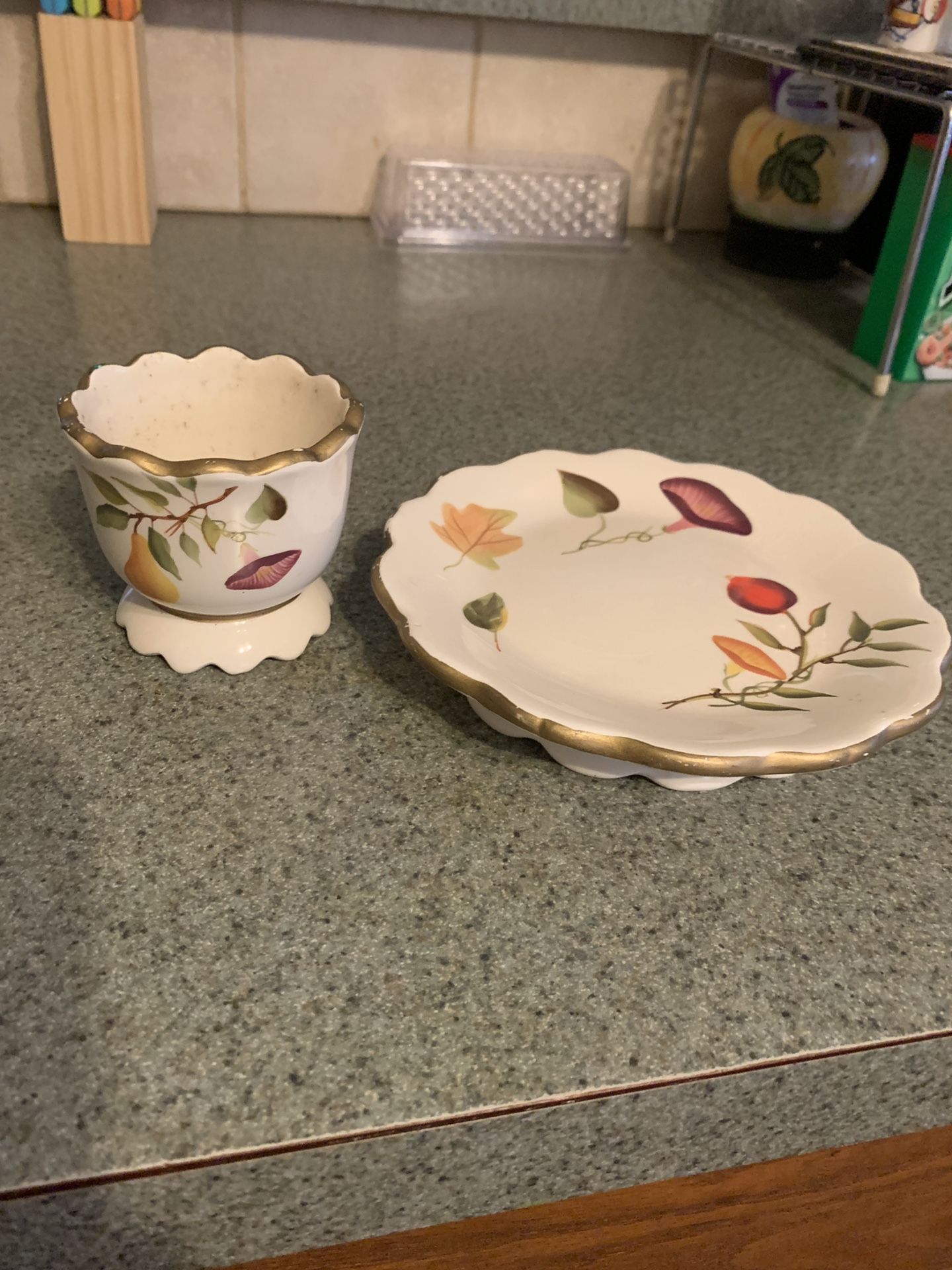 White barn candle holder plate