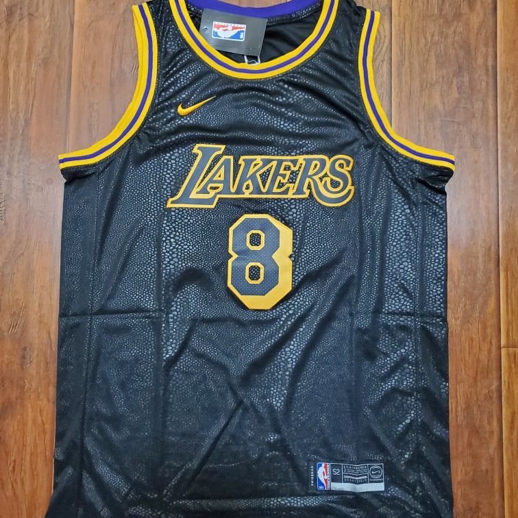 Hmdd Los Angeles Kobe Shorts 8/24 Size Xlarge for Sale in New York, NY -  OfferUp