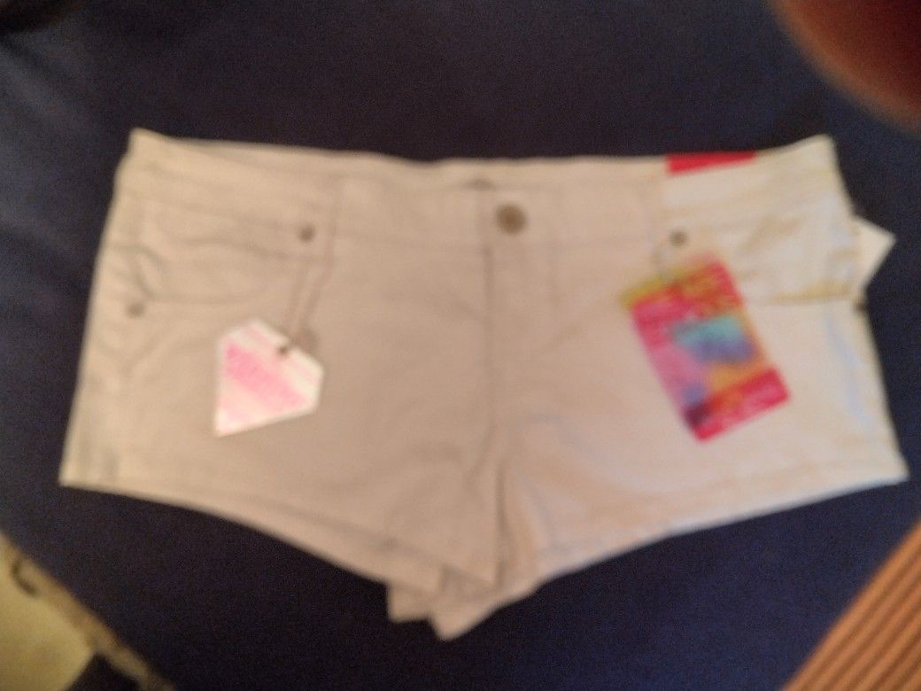 We Are Almost Famous Women's White Denim Short Shorts For Nair Users Only!!!