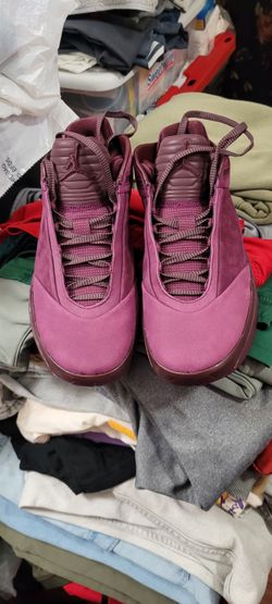 Jordan 40 Bordeaux. Size 8 Men's.