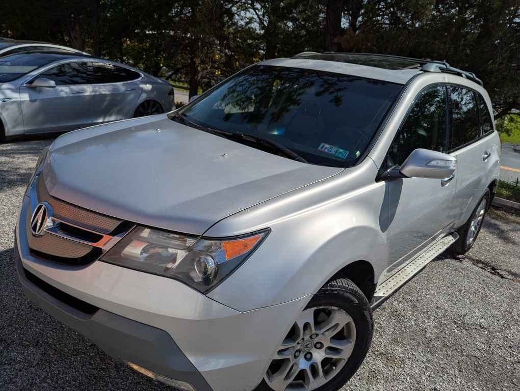 2009 Acura MDX technology With 3rd Row. Low Miles.