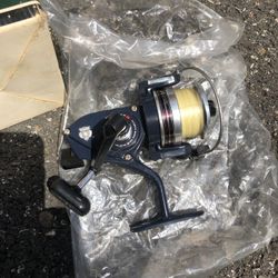Vintage Ryobi AX123 Spinning Reel In Box