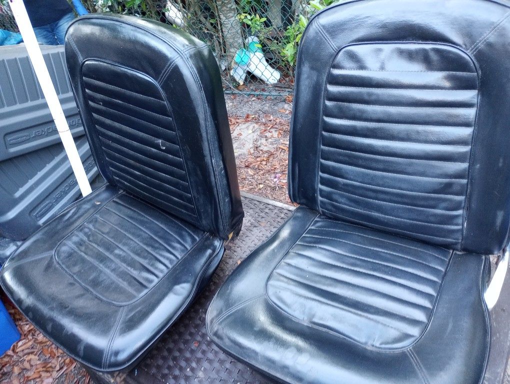 1960's Ford Mustang Factory? Bucket Seats