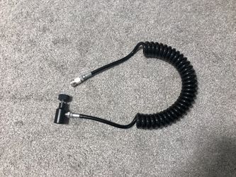 Air hose regulator