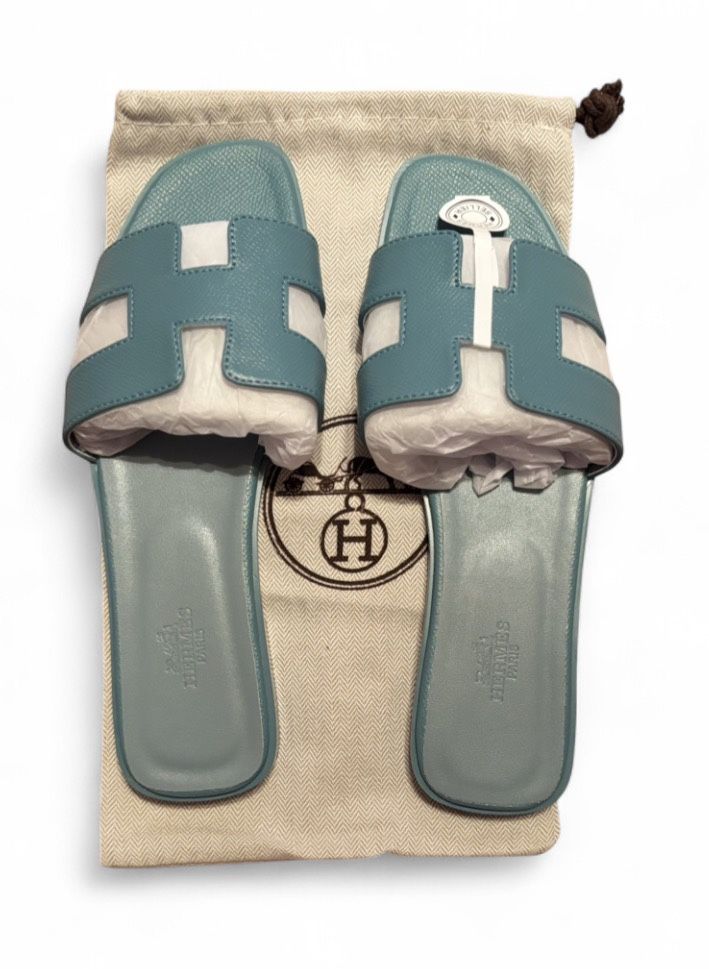 Hermès Oran Slides