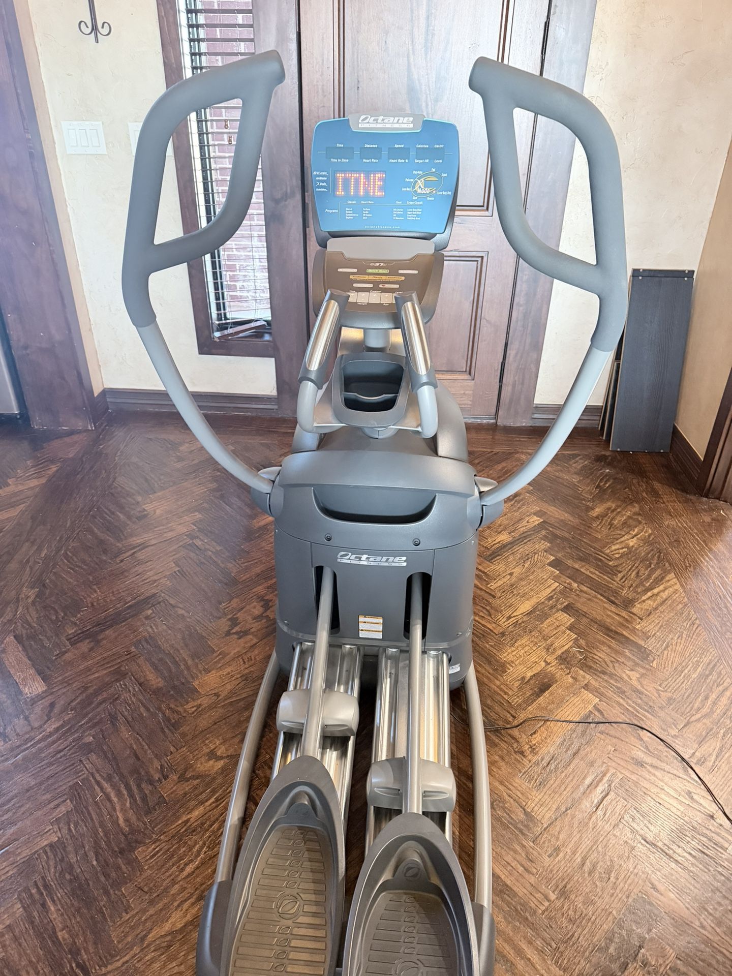 octane q37ci elliptical