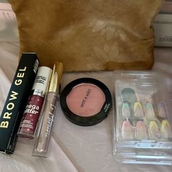 Makeup Bag $5 With Makeup 