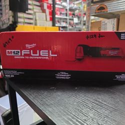 Milwaukee
M12 FUEL 12V Lithium-Ion Cordless Oscillating Multi-Tool (Tool-Only)