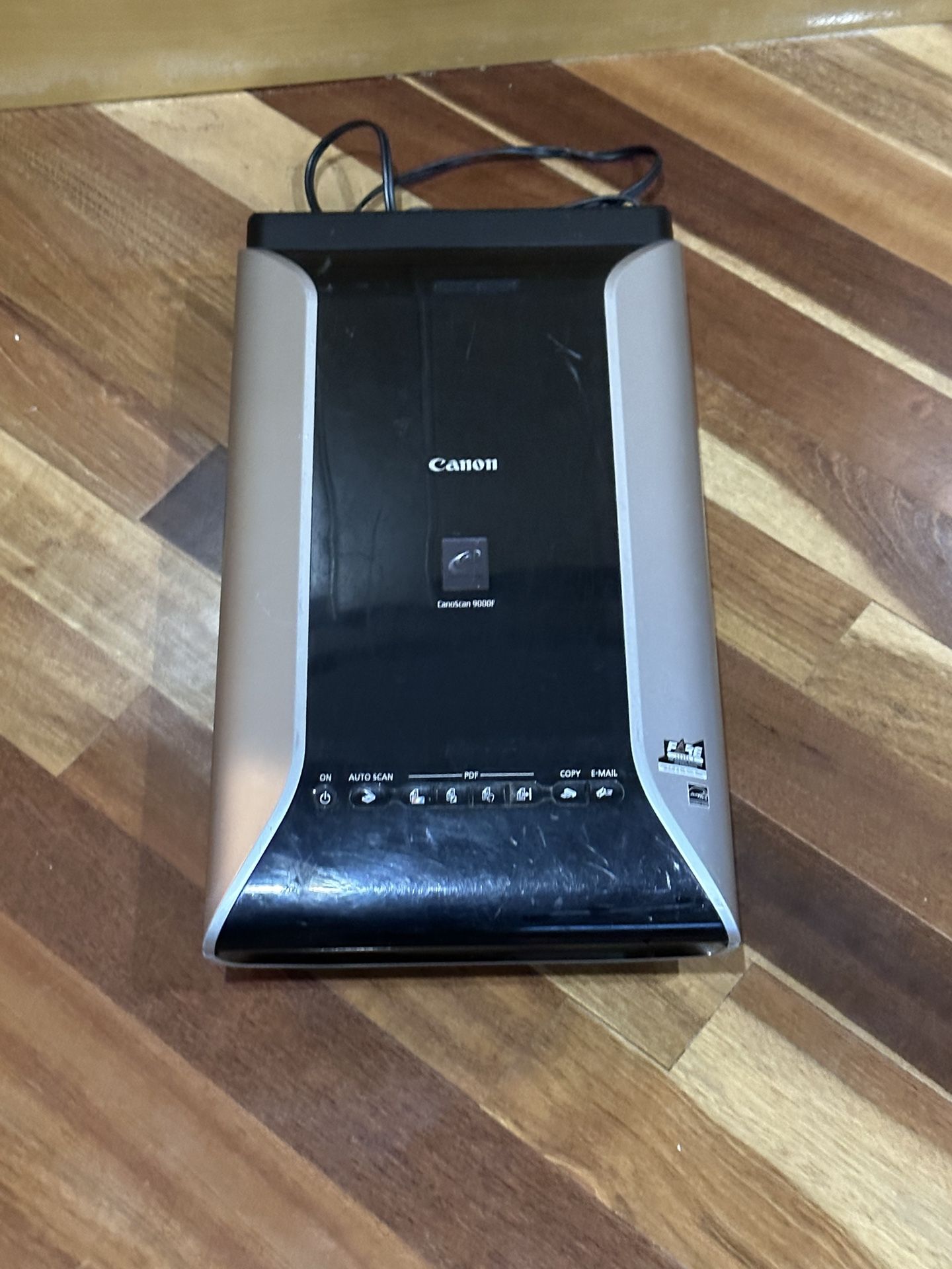 Canon CanoScan 9000F Color Image Flatbed Scanner
