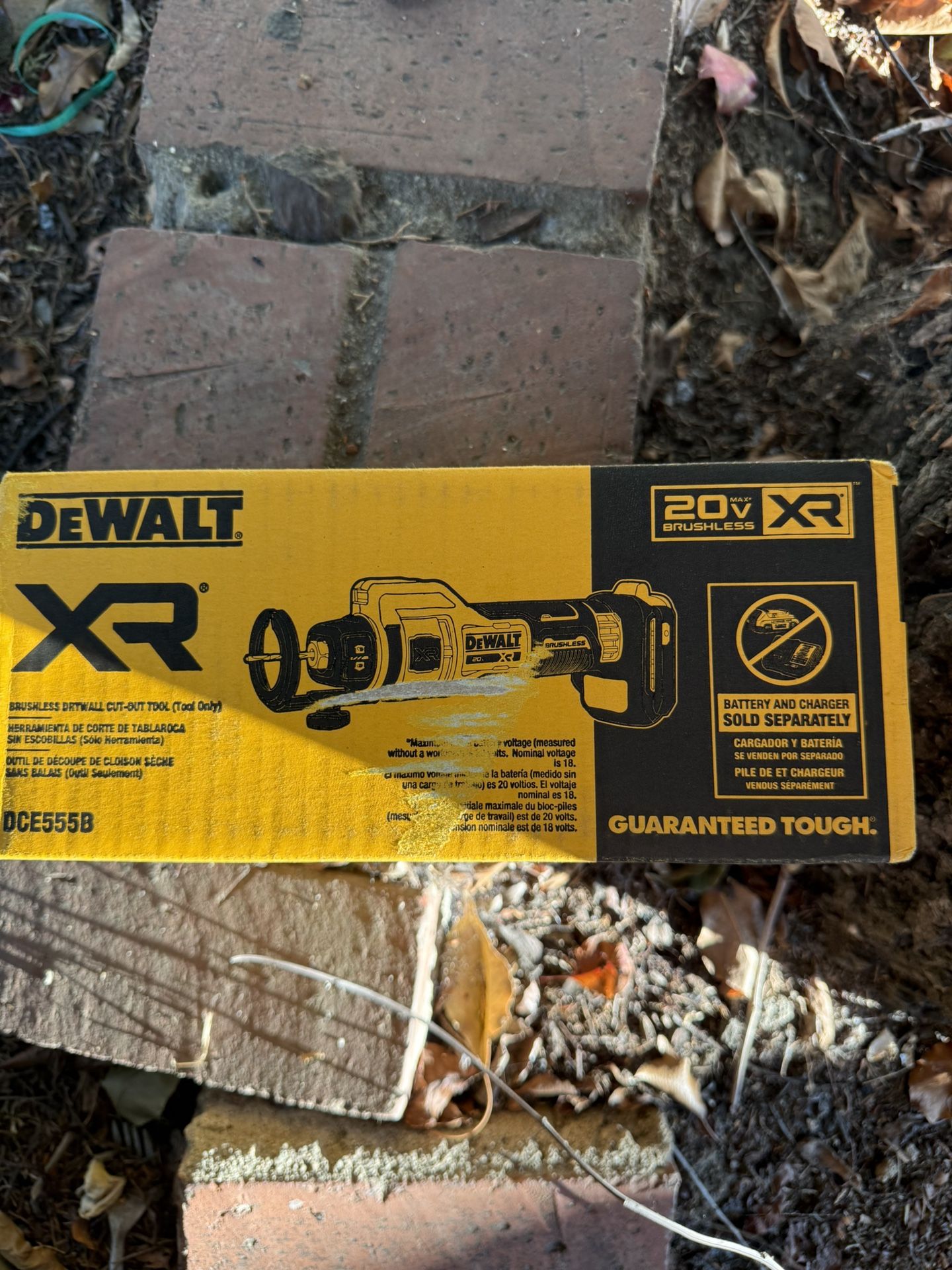 Dewalt 20V Max XR Brushless Dry Wall Cut-Out