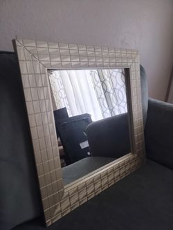 Square Mirror