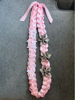 Graduation leis