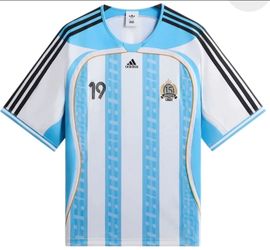 Kith  x adidas messi football jersey size M