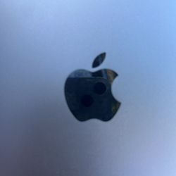 iPad 12.9 In Perfect Condition. Also apple Magic Keyboard