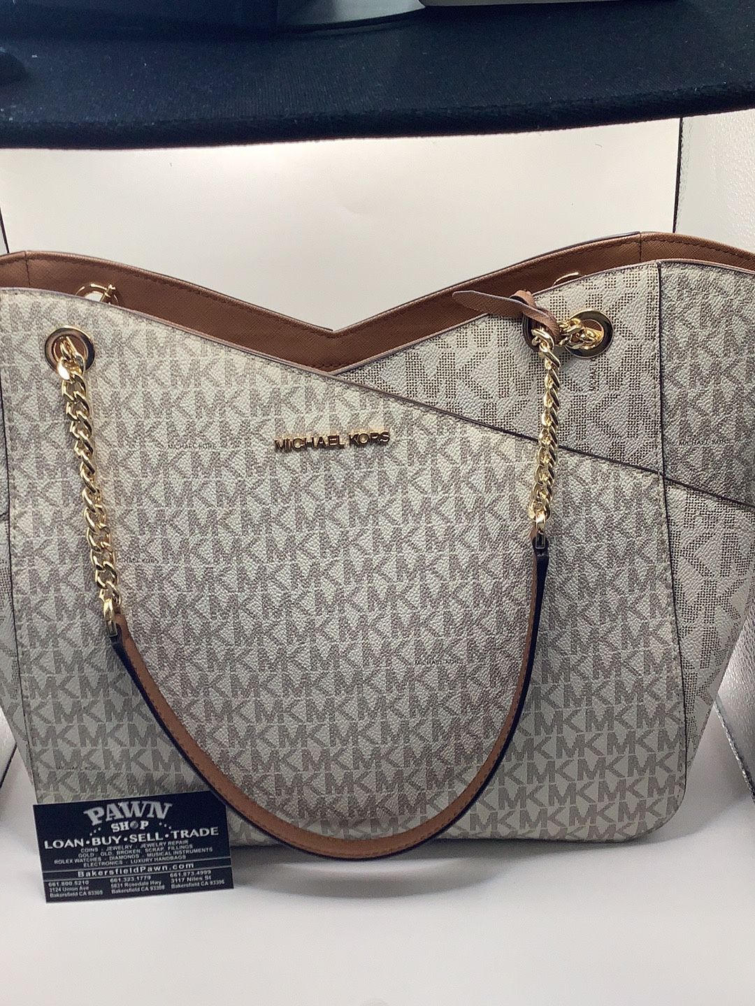 Michael Kors Purse lightly Used Inside