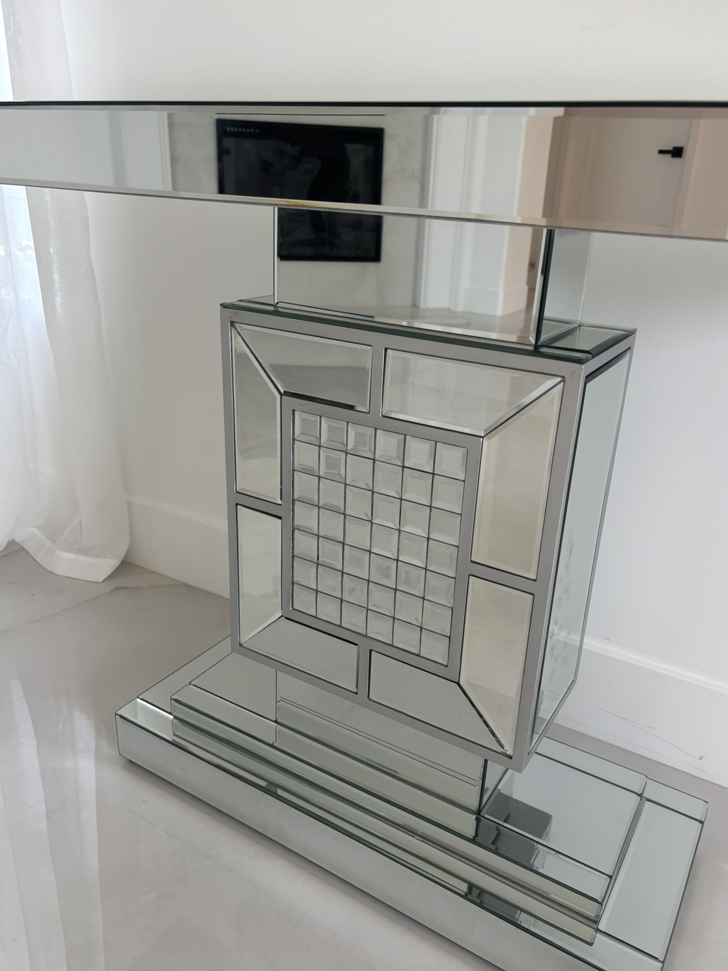 Mirrored Console Table With Mirror