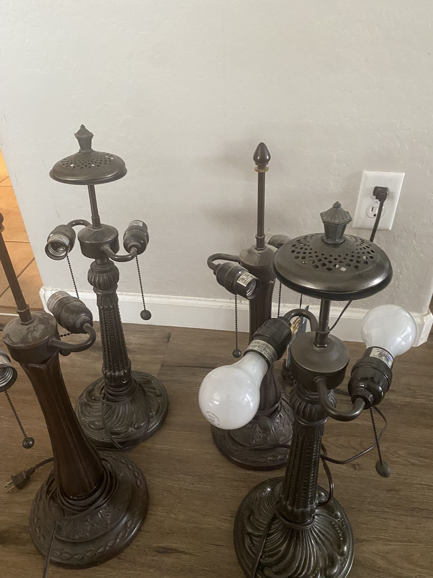Selling Lamps for Sale in Avondale, AZ OfferUp
