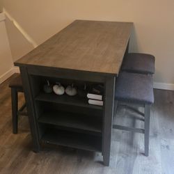 Dining Table With Chairs