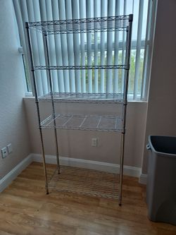 Metal shelf unit
