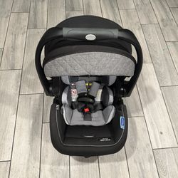 GRACO car seat 