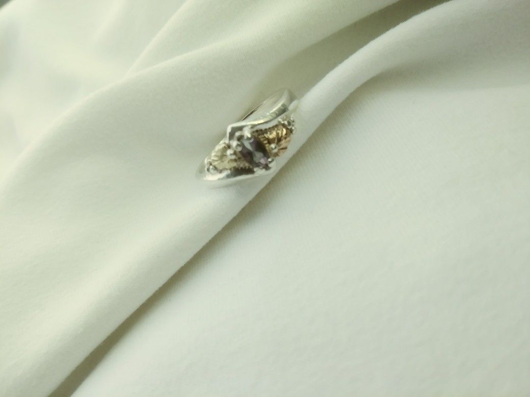 Black hills silver / mystic fire ring