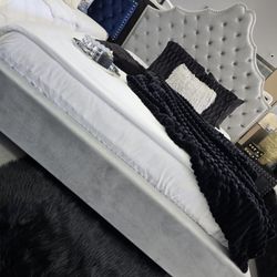 ✨️ King, Cal King, Queen Bed Frame ✨️ Furniture Sectionals, Bedrooms, Dining Avail 