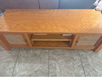 Low Table Display Area