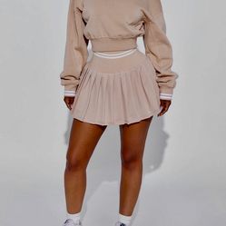 Fashion nova pleated skirt set (L)