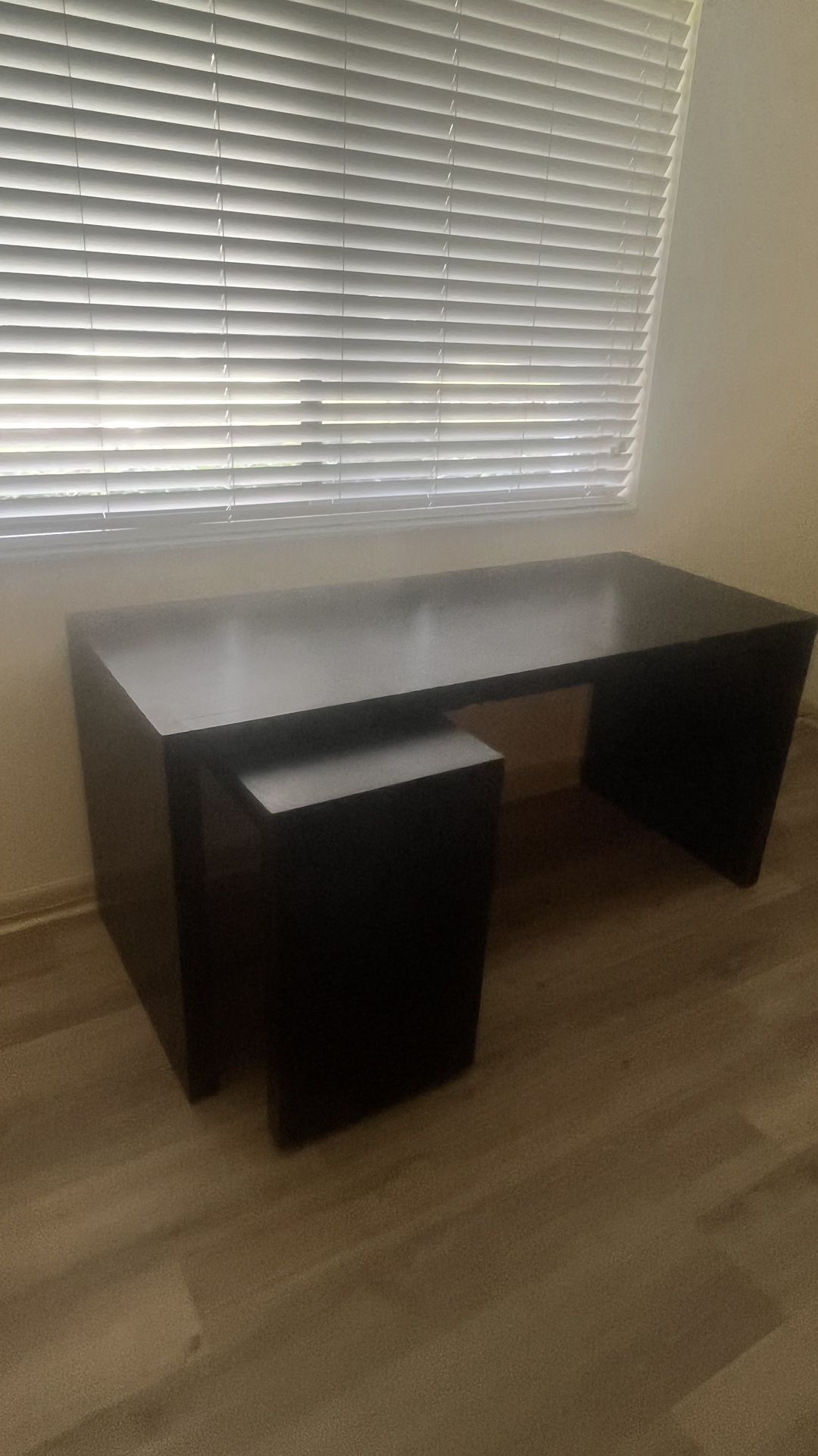 Nice Like New IKEA Brown Desk