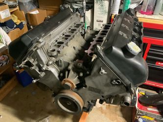 Have a 4.6 Cobra engine 1996 to 1998  mustang 32 valve teksid block and stand