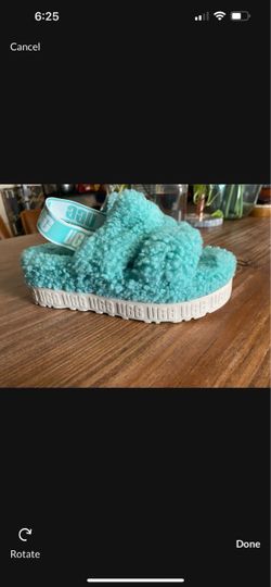 UGG Women’s  Fluffita Tide Pool Teal Slippers Size 7