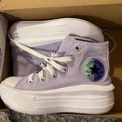 Girls Converse 11.5