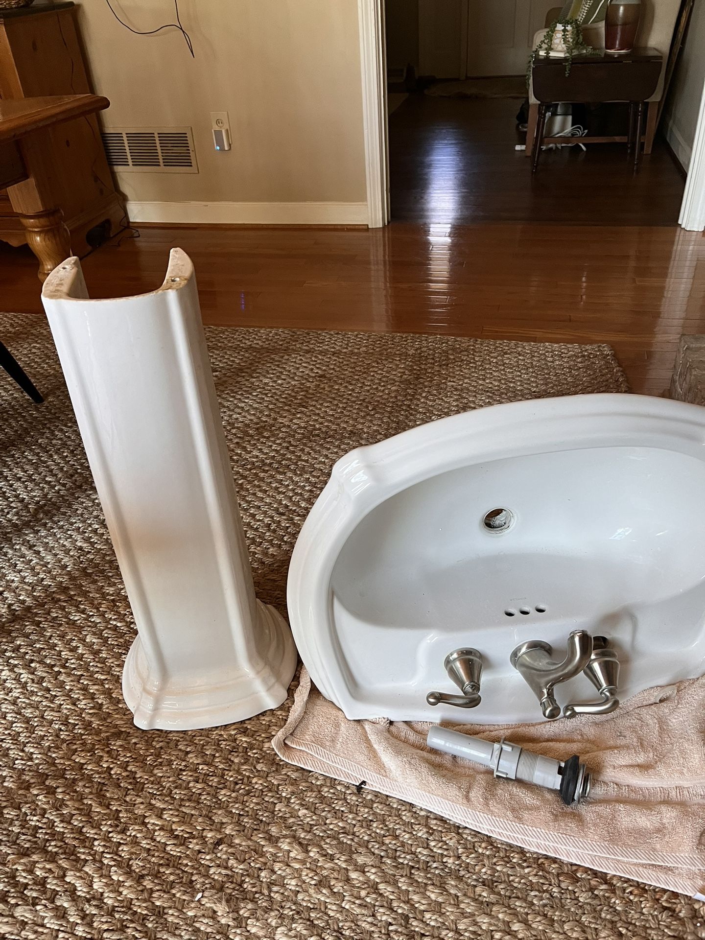 Kohler Pedestal Sink With American Standard Faucet