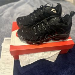 Nike Air VaporMax Plus ( Brand New!!) Never Used 