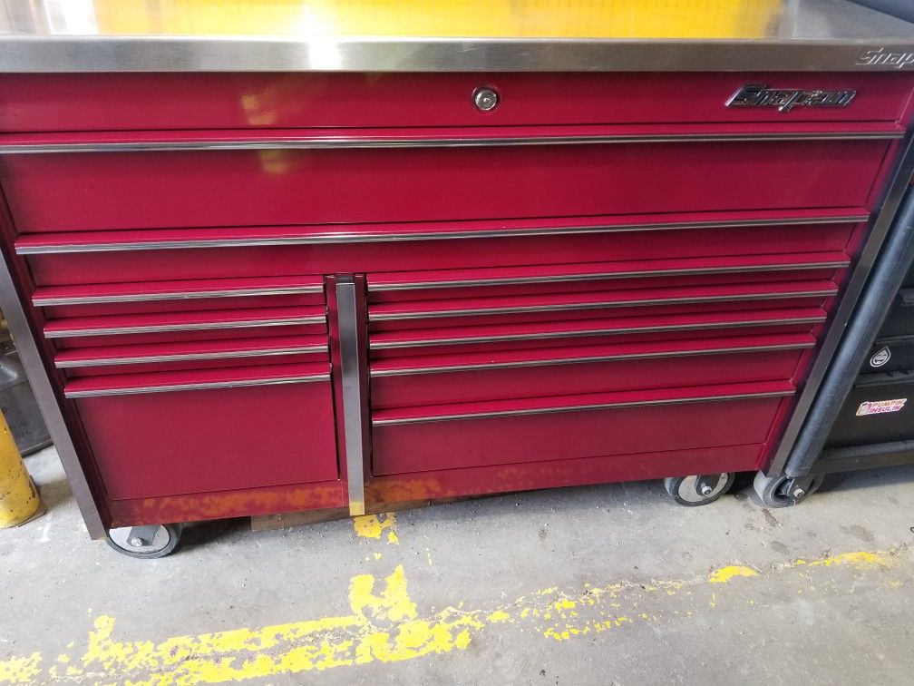 Snap on Master Series double bank with Stainless Steel top.