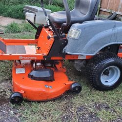 Husqvarna Zeroturn Riding Lawn Mower 