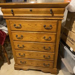 Six drawer dresser 