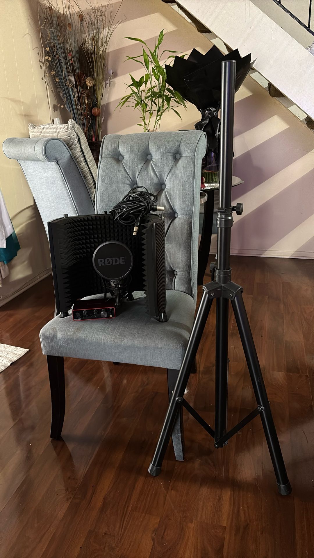 RODE NT1-A CONDENSER MICROPHONE BUNDLE (Check Description)