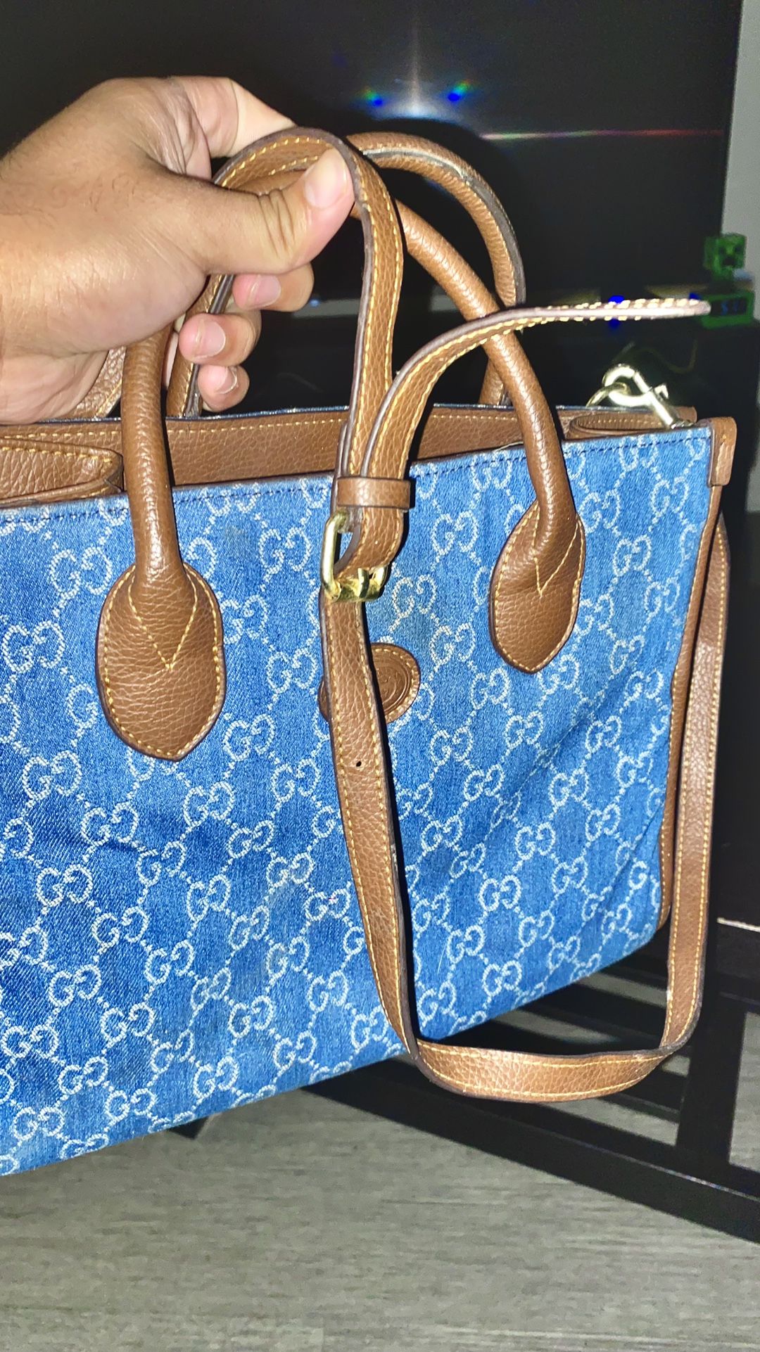 Gucci Bag(idc about the price i just need money)