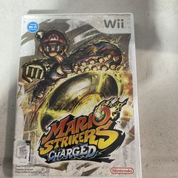 Mario Strikers Charged  Nintendo Wii CIB