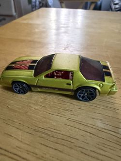 Hot Wheels Iroc Z28 Camaro