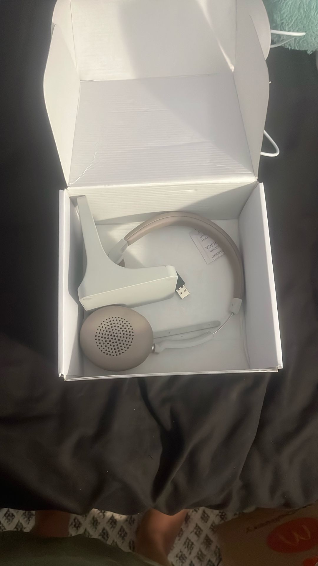 BLUETOOTH HEADSET PICK UP ONLY