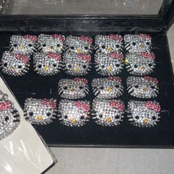 Hello Kitty Fashion Jewelry 
