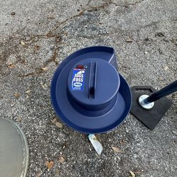Jugg toss machine.