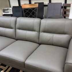 New Top Grain Genuine Leather Couch / Free Delivery 