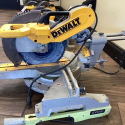DeWalt DWS780