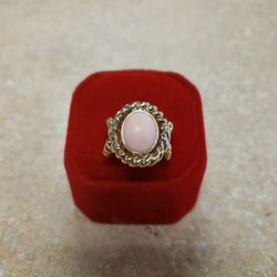 10k Yellow Gold Pink Coral Ring