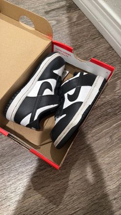 Nike Panda dunks