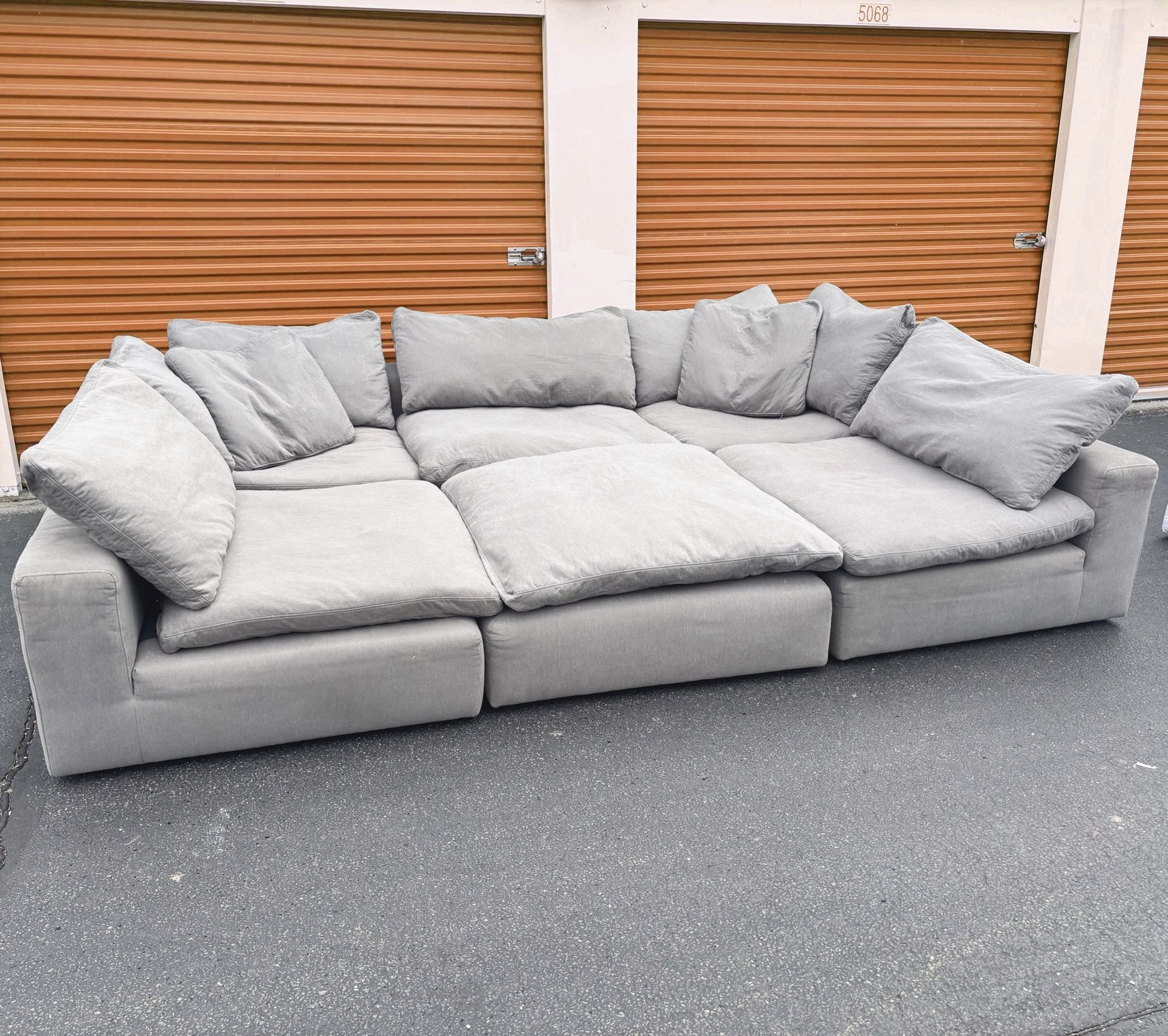 Cloud 6-Piece Sofa Sectional (Free Delivery)