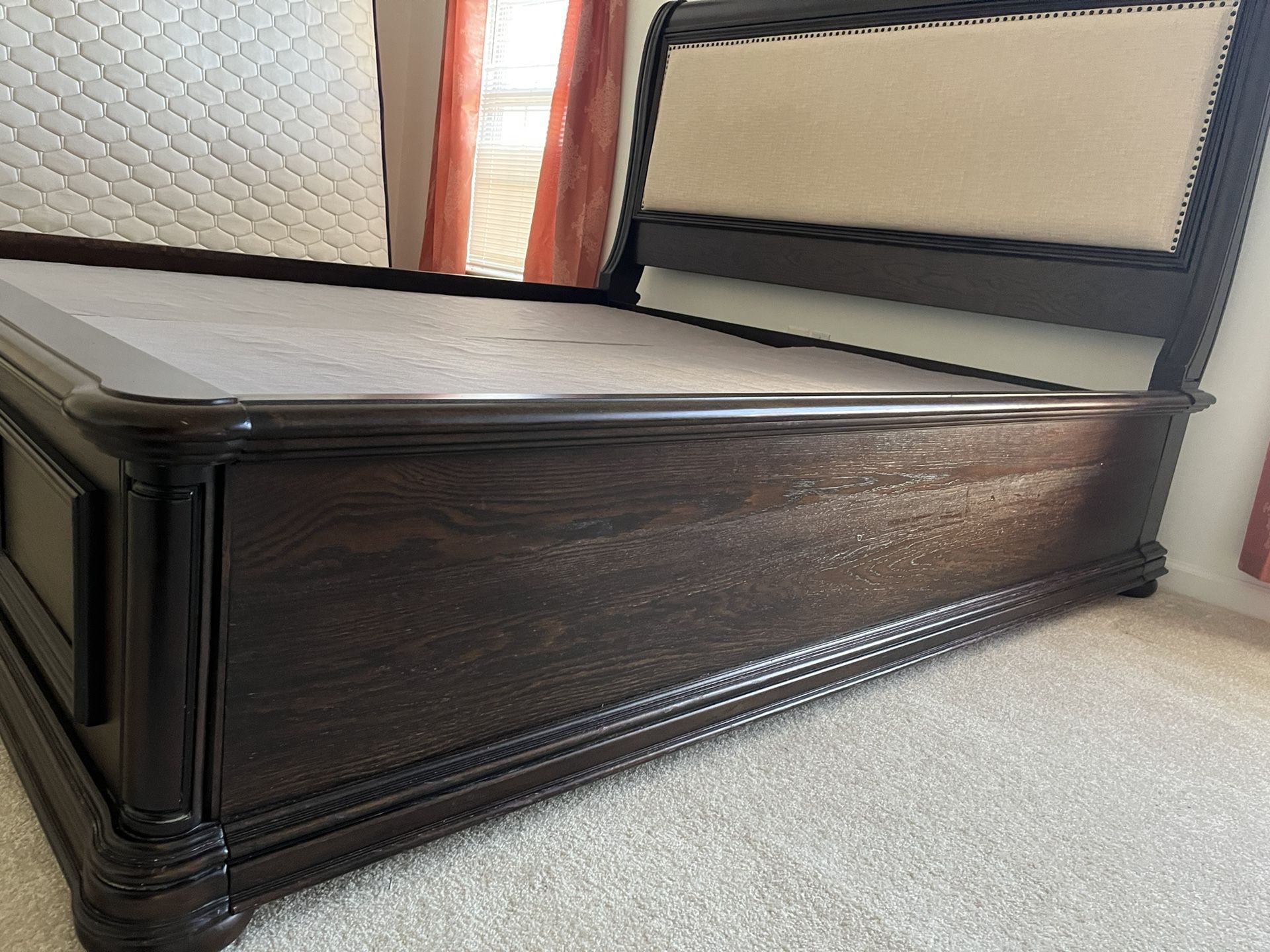 California King Bed Frame for Sale in Friendly, MD OfferUp